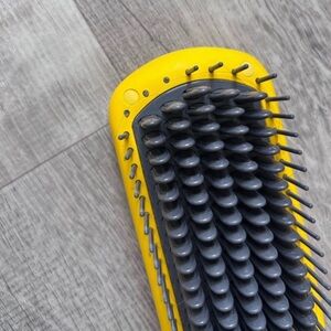 Drybar amazing straightening heating brush